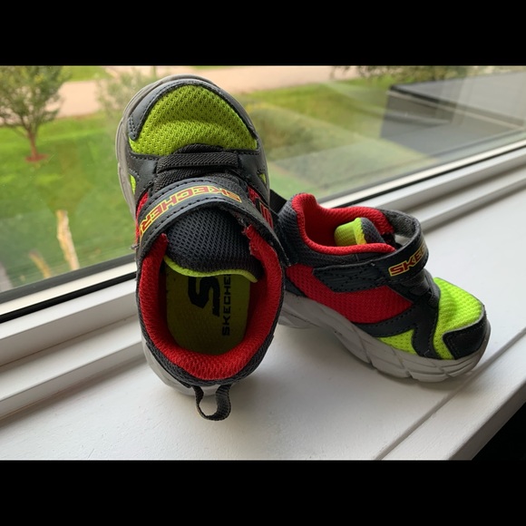 Skechers baby walking shoes - Picture 3 of 5